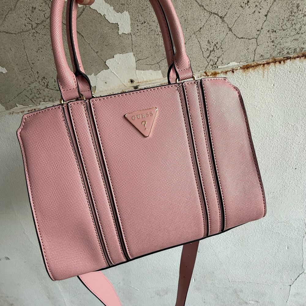 GUESS Pink Structured Tote Crossbody Bag Faux Leather Medium Purse Gold Logo